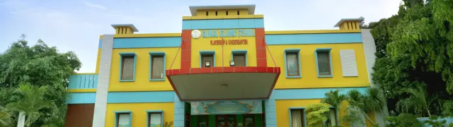 PLAYGROUP & KINDERGARTEN Overview header gedung pgk