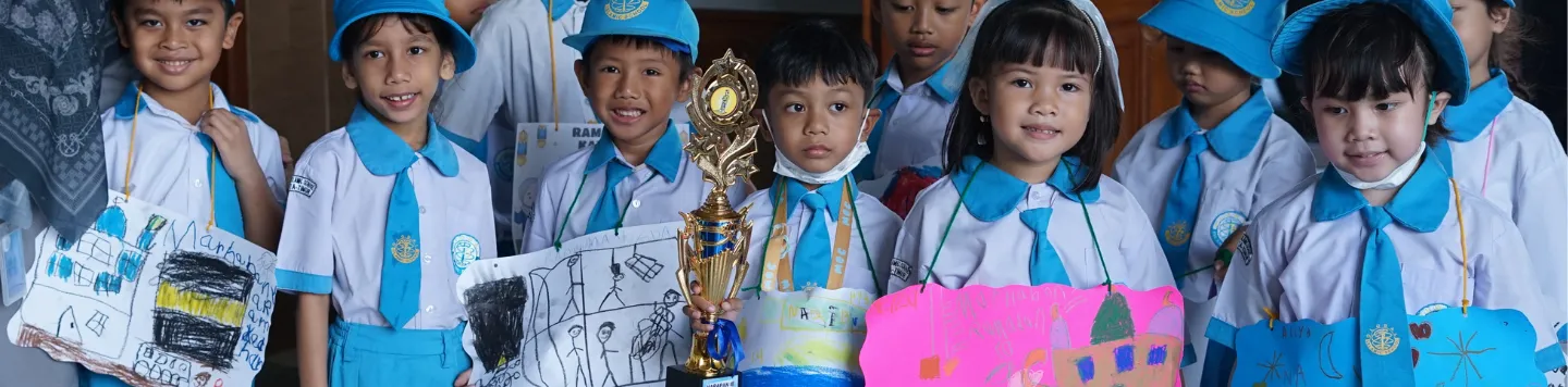 PLAYGROUP & KINDERGARTEN Achievement header website 1440 x 407 px 7